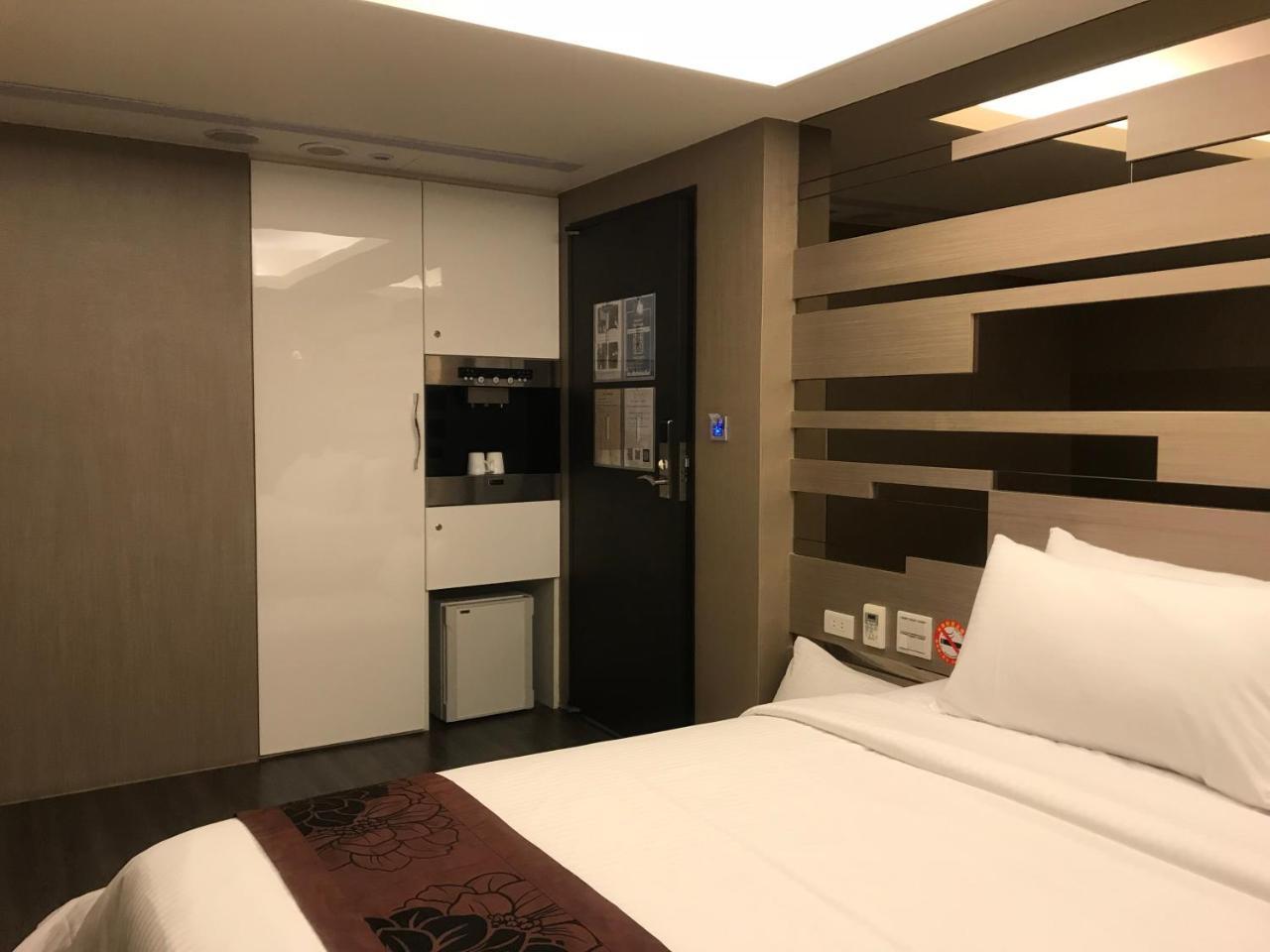 Open Room Hotel Tamsui Exterior foto